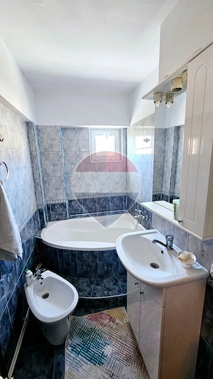 Apartament cu 3 camere de închiriat în zona Precista - imagine 11