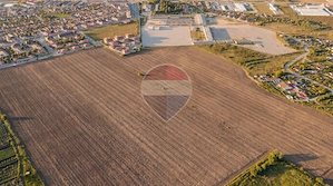 TEREN 4350 MP INTRAVILAN/ FAGARAS/ OPORTUNITATE Dezvoltare imobiliara! - imagine 6