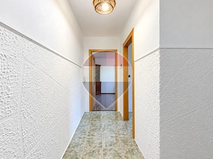 APARTAMENT CU 3 CAMERE DECOMANDAT | 51 MP | CENTRAL | ZĂRNEȘTI - imagine 3