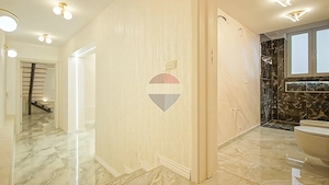 APARTAMENT CU 3 CAMERE PE 2 NIVELURI | 120 MP UTILI | RENOVAT INTEGRAL - imagine 3