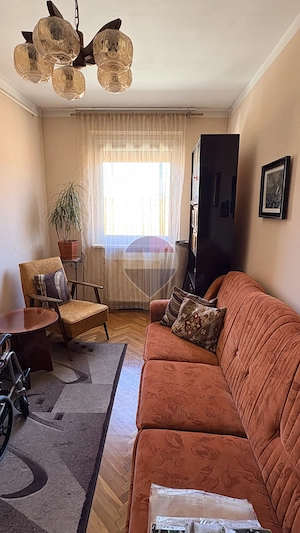Apartament spațios la ultimul nivel, cu vedere la centrul Mediașului - imagine 18