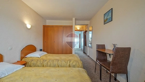 Comision 0 %! Pensiune cu 12 camere de vânzare, str. De Mijloc! - imagine 6