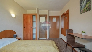 Comision 0 %! Pensiune cu 12 camere de vânzare, str. De Mijloc! - imagine 7