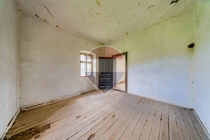 Casă de vacanta intr-o locatie de vis de vanzare in Carand,Romania - imagine 8