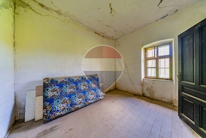 Casă de vacanta intr-o locatie de vis de vanzare in Carand,Romania - imagine 14