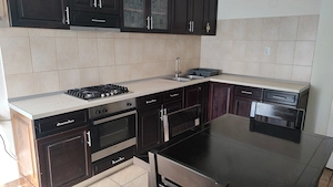 Persoană fizică ofer spre închiriere apartament cu două camere - 275 euro  - imagine 4
