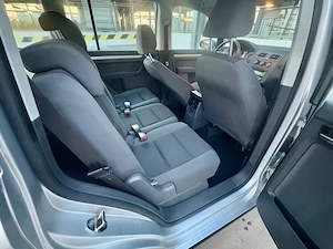 Volkswagen Touran 1.6 TDI BlueMotion Technology Comfortline   Diesel   2012 - imagine 8
