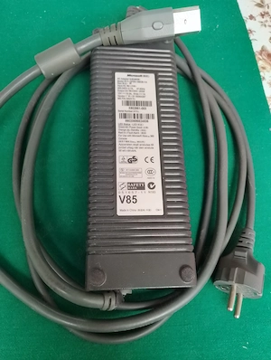 Alimentator 203W pentru consola Xbox360