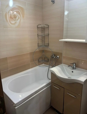 ÎNCHIRIERE – APARTAMENT CU 3 CAMERE, ZONA DECEBAL - imagine 4