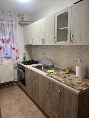 ÎNCHIRIERE – APARTAMENT CU 3 CAMERE, ZONA DECEBAL - imagine 2