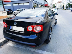 Se vinde vw jetta 2008 170cp - imagine 2