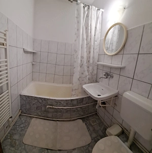 Garsoniera zona Craiter decomandata - imagine 3