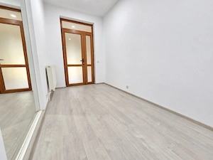 Casa renovata cu teren 730mp in Piata Centrala - imagine 6