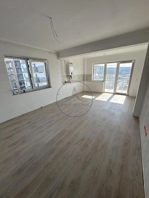 🔑 Apartament 3 camere / 2 bai / etaj 3 / 95 mp / parcare + boxa / ZONA CETATII 