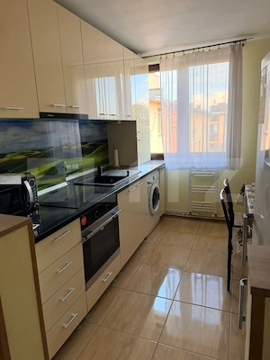 Apartament 2 camere, zona semicentrala - imagine 4