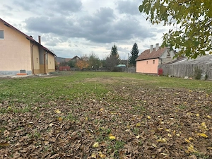 Teren Intravilan 2700 mp Podul Olt - imagine 2
