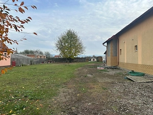 Teren Intravilan 2700 mp Podul Olt - imagine 3