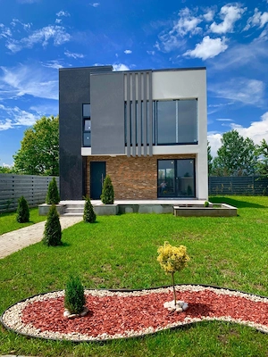 Vila LUX Parter+Etaj(stil mediteranean) in Stupini zona Plugarilor