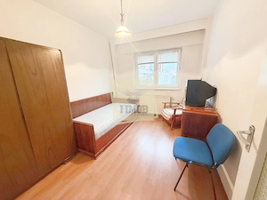 Apartament cu 4 camere 2 bai balcon si pivnita in Vasile Aaron - imagine 3