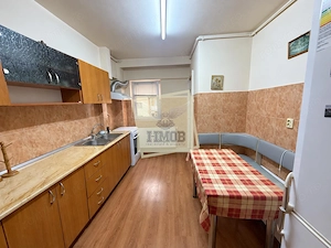 Apartament cu 4 camere 2 bai balcon si pivnita in Vasile Aaron - imagine 4