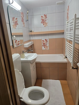 Proprietar, inchiriez apartament cu 2 camere- complex - imagine 4