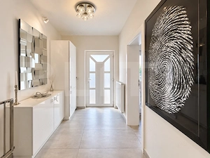 Duplex elegant,  160 mp utili și grădină amenajată – Dumbravita - imagine 2