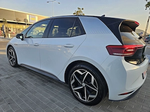 Volkswagen ID.3 1ST PLUS Pro Performance   58 kWh   204 CP   IQ.Light Matrix LED TVA deductibil - imagine 7