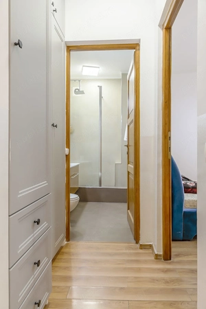 Apartament 3 camere Piata Romana - mobilat modern si complet utilat - imagine 2