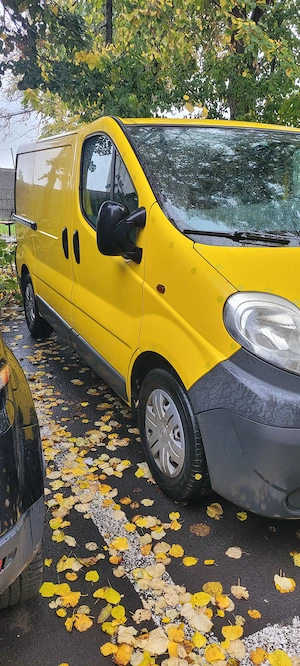 DE VÂNZARE Opel vivaro 2.5 cdti  - imagine 3