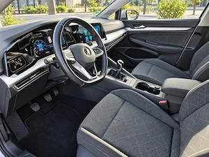 Volkswagen Golf VIII Variant Life 2.0 TDI 115 CP   2022   Digital Cockpit Pro - LED - TVA DEDUCTIBIL - imagine 7