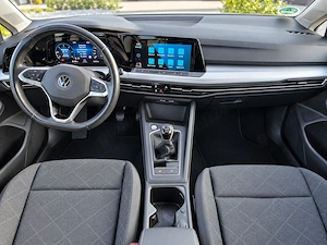 Volkswagen Golf VIII Variant Life 2.0 TDI 115 CP   2022   Digital Cockpit Pro - LED - TVA DEDUCTIBIL - imagine 8