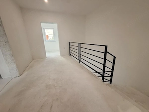 1/2 Duplex cu 4 camere - zona linistita in Giarmata Mare - imagine 14