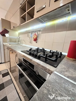 Vand apartament 2 camere,decomandat, in zona Pipera- Voluntari - imagine 3