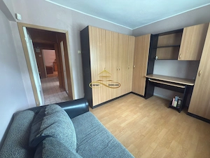 Apartament 3 camere de vanzare in Bacau strada Stefan cel Mare