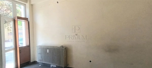 Spatiu comercial cu vitrina  si vad pietonal - Central