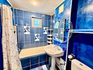 Apartament 3 camere- 2 bai-decomandat-etaj 1-zona Mihai Eminescu ( Profi) - imagine 3