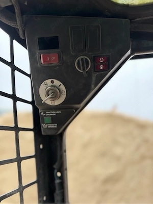 Miniîncărcător Frontal Bobcat S70 - imagine 3