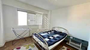 Apartament de vanzare cu 3 camere si boxa, decomandat, zona Dacia - imagine 5