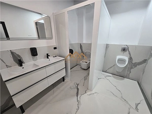 Spatii Birouri | Cladire Moderna - imagine 6
