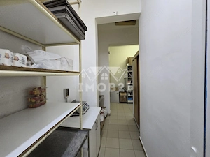 VANZARE SPATIU COMERCIAL PARTER  ZONA 9 MAI - imagine 11