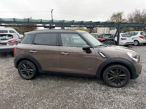 Mini CountryMan All4 - An 2012 - Motor 2.0 Diesel 143cp - Navigatie - Trapa Panoramica - imagine 7