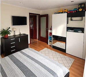 Zona Bucovina, 2 camere, decomandat, 62 mp, boxa la subsol - imagine 3