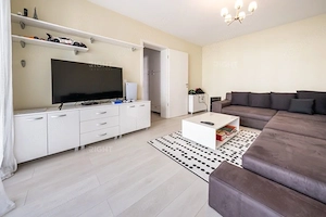 Apartament 2 camere | decomandat Kasper | Parcare si boxa incluse |