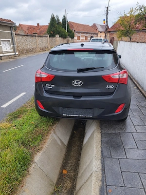 Vand Hyundai i30 1.4 dizel an 2012  - imagine 3