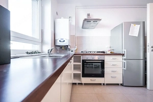 Apartament 2 camere | decomandat Kasper | Parcare si boxa incluse | - imagine 5