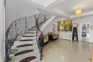Vila / Casa superba cu 5 camere | 1032 mp teren | Sanpetru Brasov - imagine 10