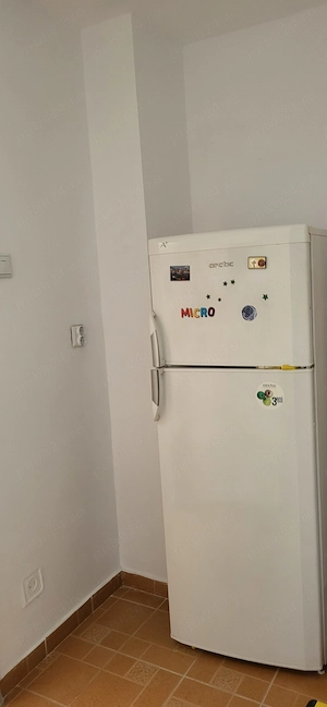 Proprietar, persoana fizica, ofer spre vânzare apartament cu 2 camere - imagine 3