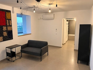 Apartament 3 camere | Balcon generos | Zona Piața Victoriei - imagine 3