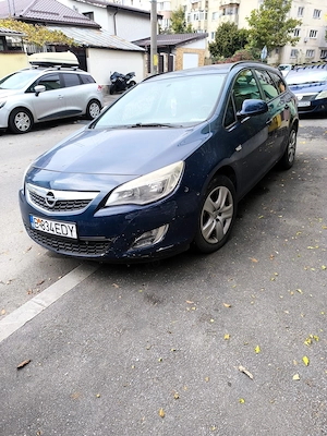 Opel Astra J