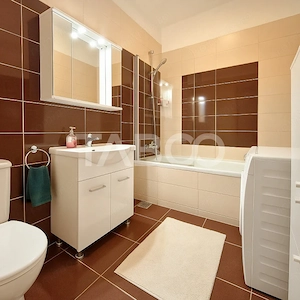 Apartament de vanzare 3 camere 2 bai balcon parcare intrare Selimbar - imagine 8